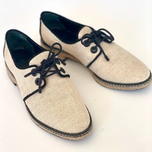 Tory Burch Linen Birdseye Oxfords Size 5